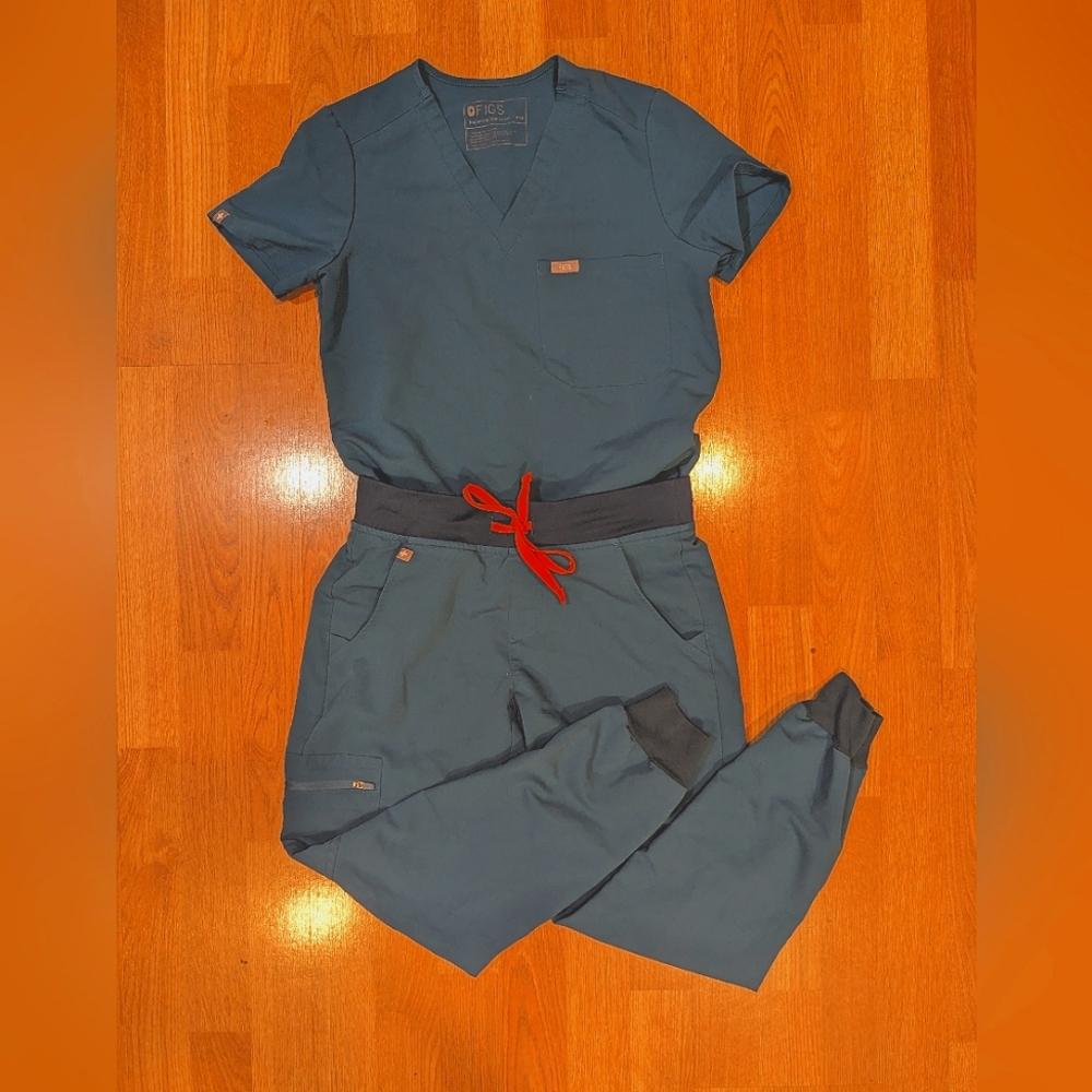 Figs scrub set Caribbean blue, XXS top, XS pants